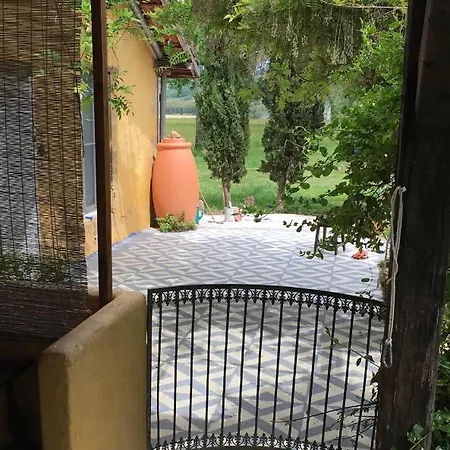 Domaine à Marmande Bed & Breakfast